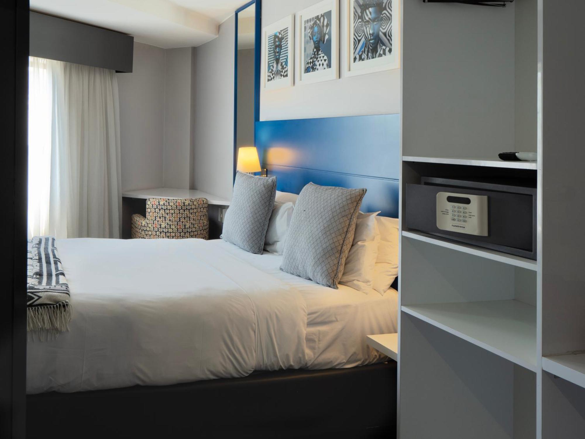 Onomo Hotel Johannesburg Сандтън Екстериор снимка